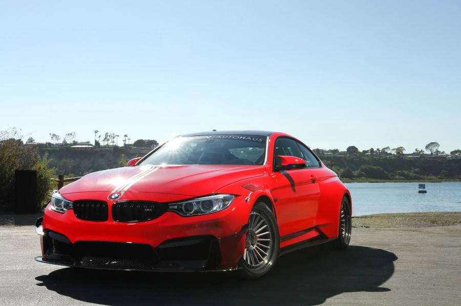  BMW M4 GTRS4 Wide Body by Vorsteiner 2016 года  (фото 12 из 15)
